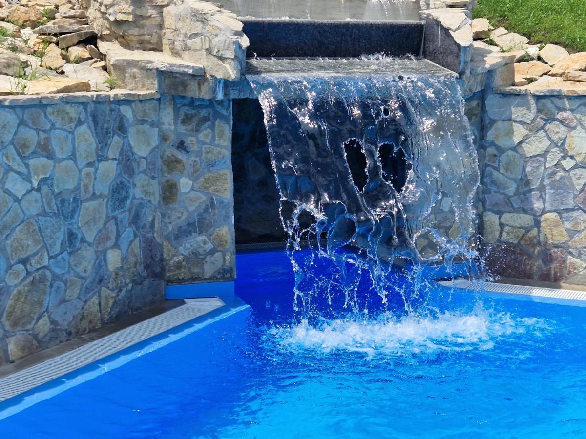 Plitvice Palace Grabovac  Luaran gambar